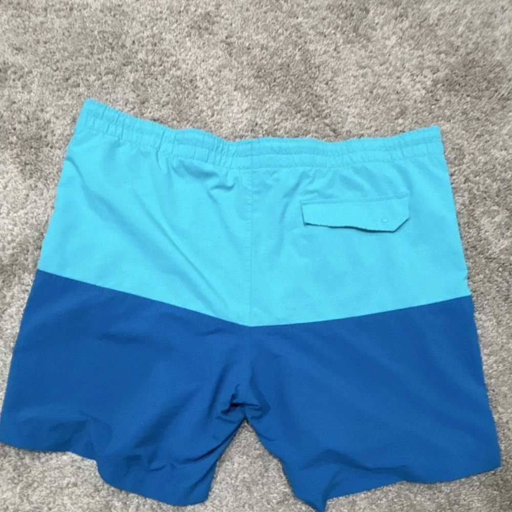 Duluth Trading Co. Mens 3XL Swim Trunks Lined Shorts Colorblock Blue Teal Summer